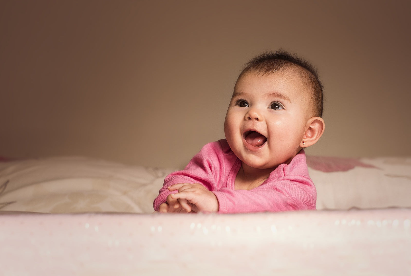 Baby Milestones at 4-6 Months: Is your Baby on Track? - The Wee Bean