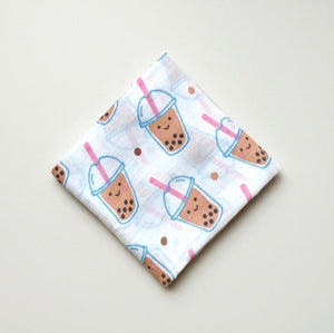 the wee bean organic cotton and bamboo swaddle in boba milk tea