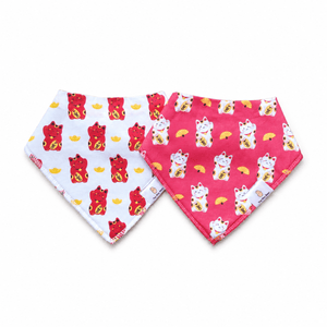 the wee bean organic cotton bib sets in lucky cat