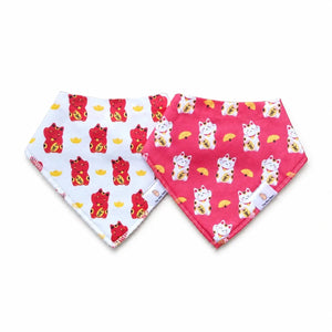 the wee bean organic cotton bib sets in lucky fortune cat 